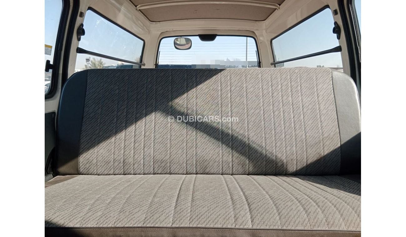 Nissan Caravan NISSAN CARAVAN VAN RIGHT HAND DRIVE(PM03063)