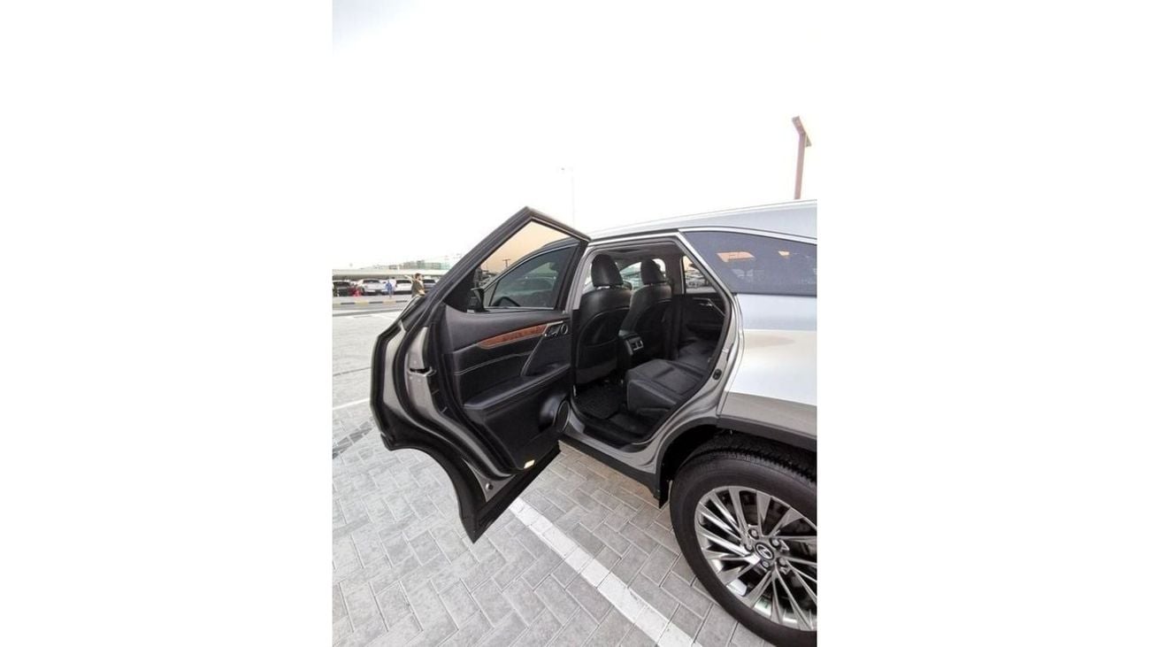 لكزس RX 350 Lexus RX350L ( Long ) - 2022 - Gold