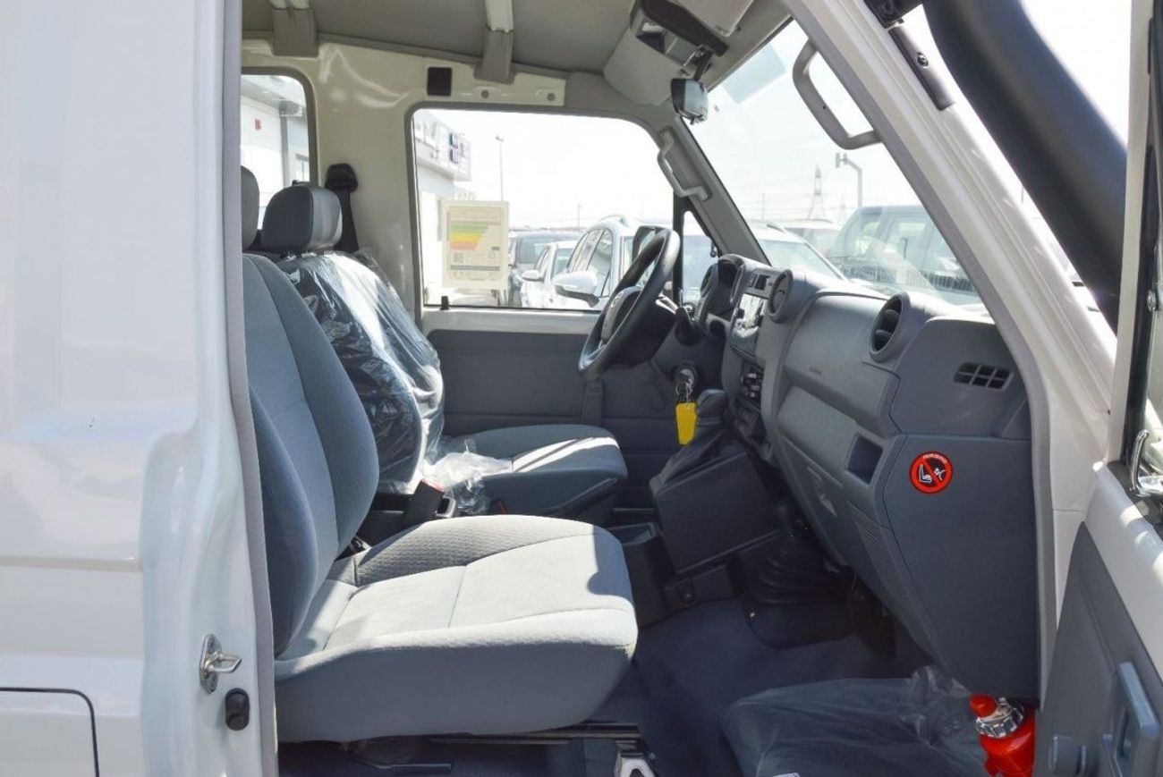 تويوتا لاند كروزر 70 TOYOTA LAND CRUISER 78 SERIES 4.0L 4WD PETROL SUV 2024 | AUTO TRANSMISSION | MANUAL WINDOWS | STEELS