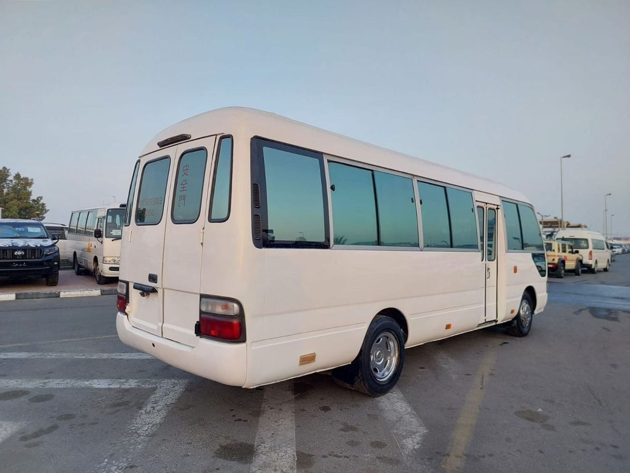 تويوتا كوستر 2002 TOYOTA COASTER BUS LHD 4.1 CC DIESEL MANUAL(PM00878)