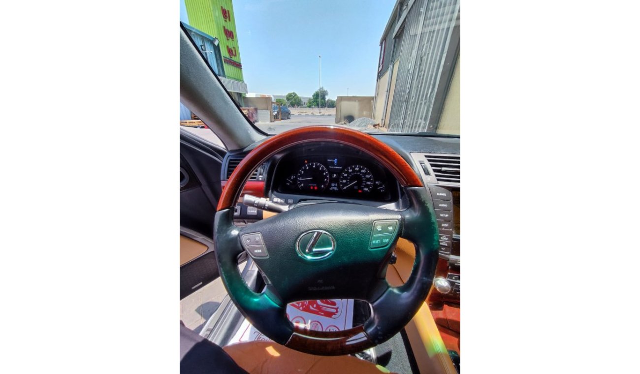 Lexus LS460 3/4 Ultra