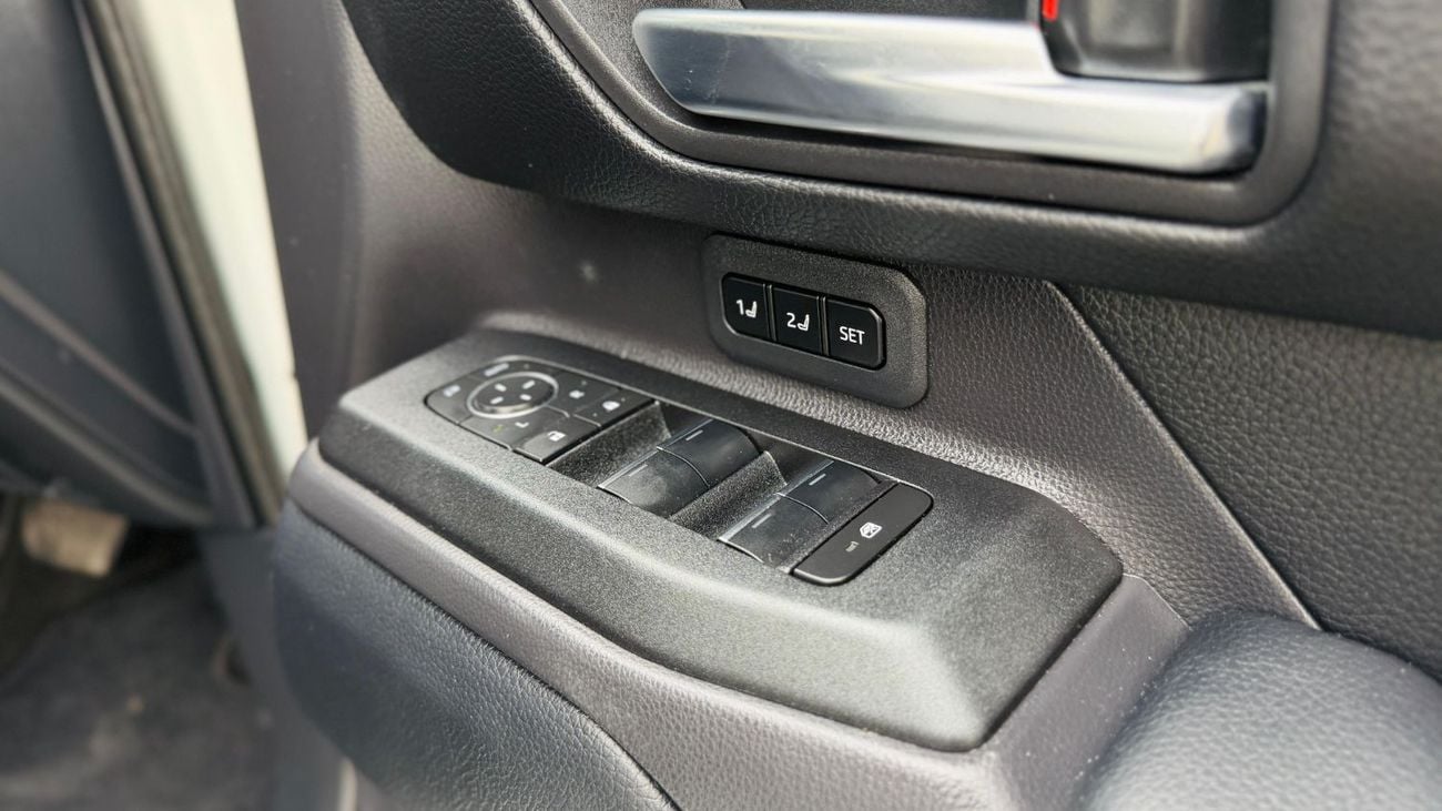 Toyota Prado 2025| 2.8L DIESEL ENGINE | AT | RHD | JBL SOUND SYSTEM | COOL BOX | DIGITAL INSTRUMENT CLUSTER | 360