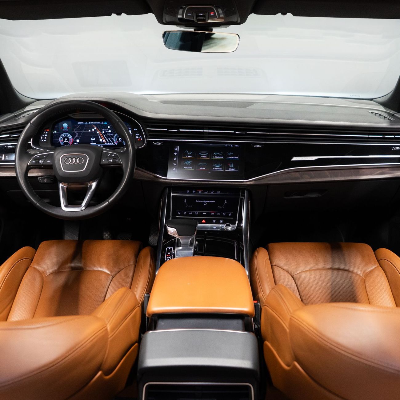 أودي Q8 55 TFSI quattro S-Line 3.0L (340 HP) AED 2,490 pm • 0% Downpayment • Audi Q8 55 TFSI S-Line • 1 Year