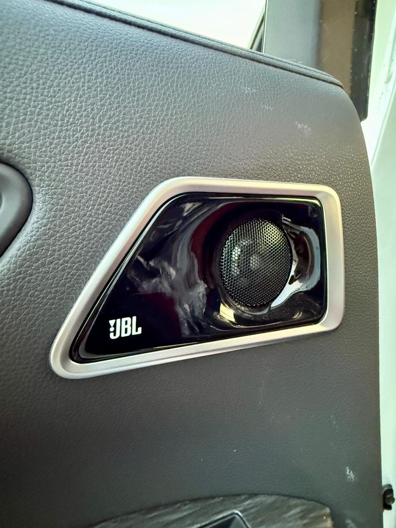 تويوتا لاند كروزر Toyota Land Cruiser GR Sport 3.5L 2025 White