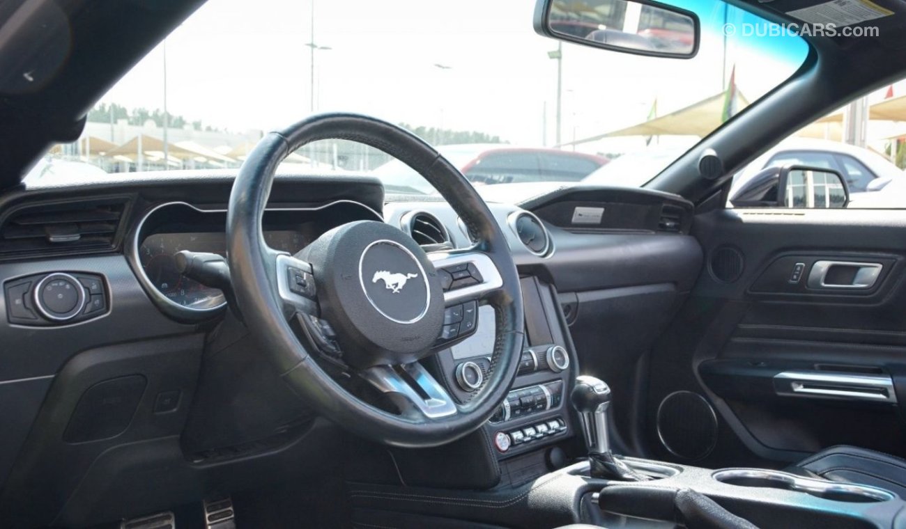 فورد موستانج Ford Mustang GT V8 2019/Digital Cluster/Convertible/FullOption/Low Miles/Very Good Condition