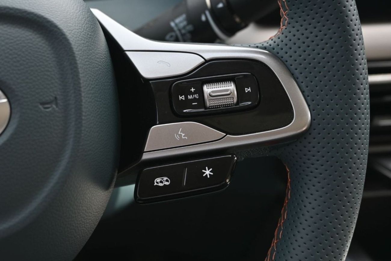 جي إي سي GS3 إمزوم GAC GS3 Emzoom R 1.5L Turbo, FWD, 7 DCT, Color Blue, Model 2024