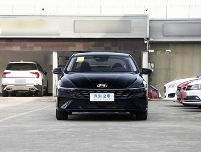 Hyundai Elantra Elantra Premium Full With Radar