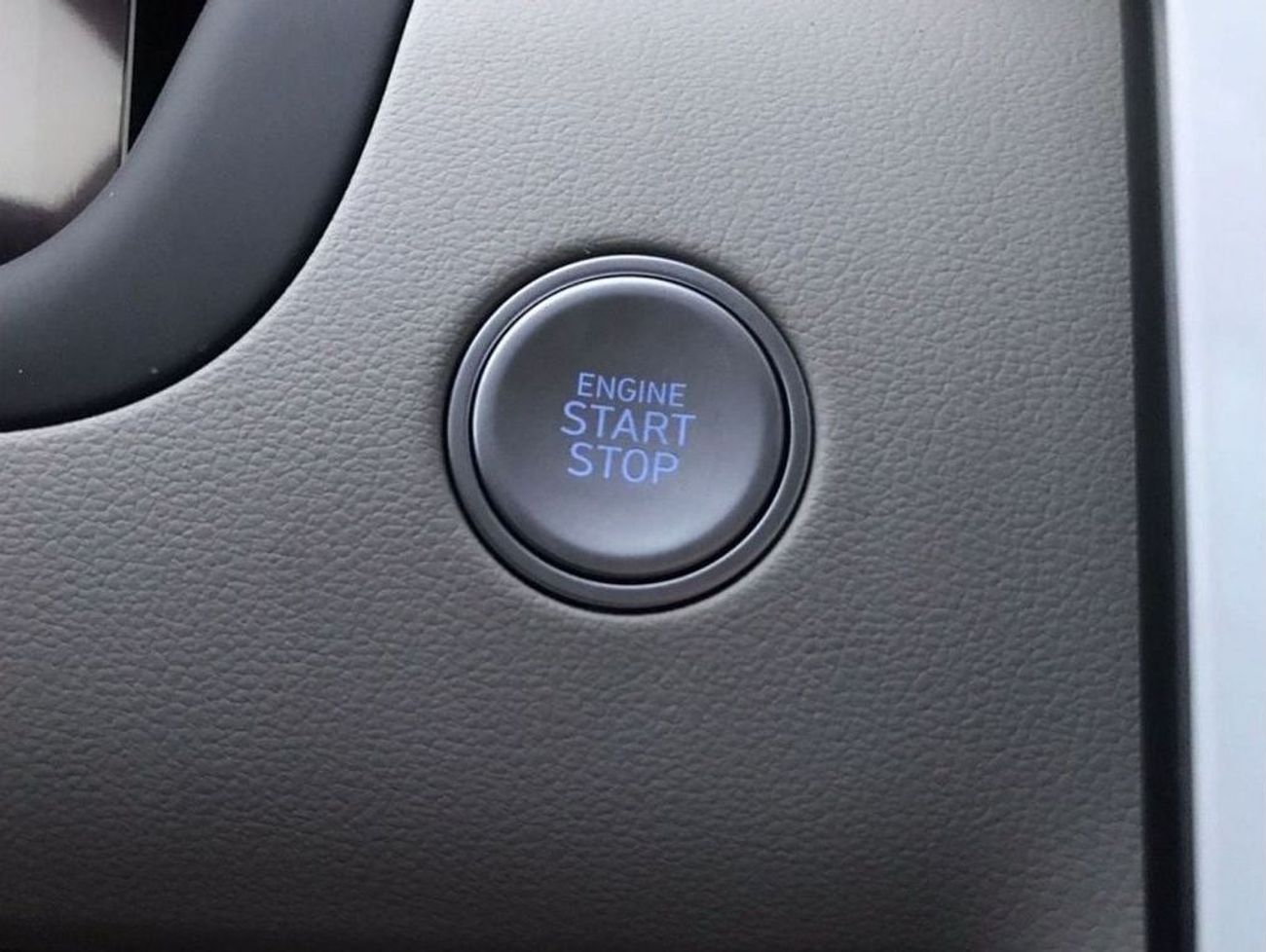 هيونداي توسون 2.0L // 2023 // WITH PUSH START BACK CAMERA&DVD , PARKING ASSIST SYSTEM // SPECIAL OFFER // BY FORMU