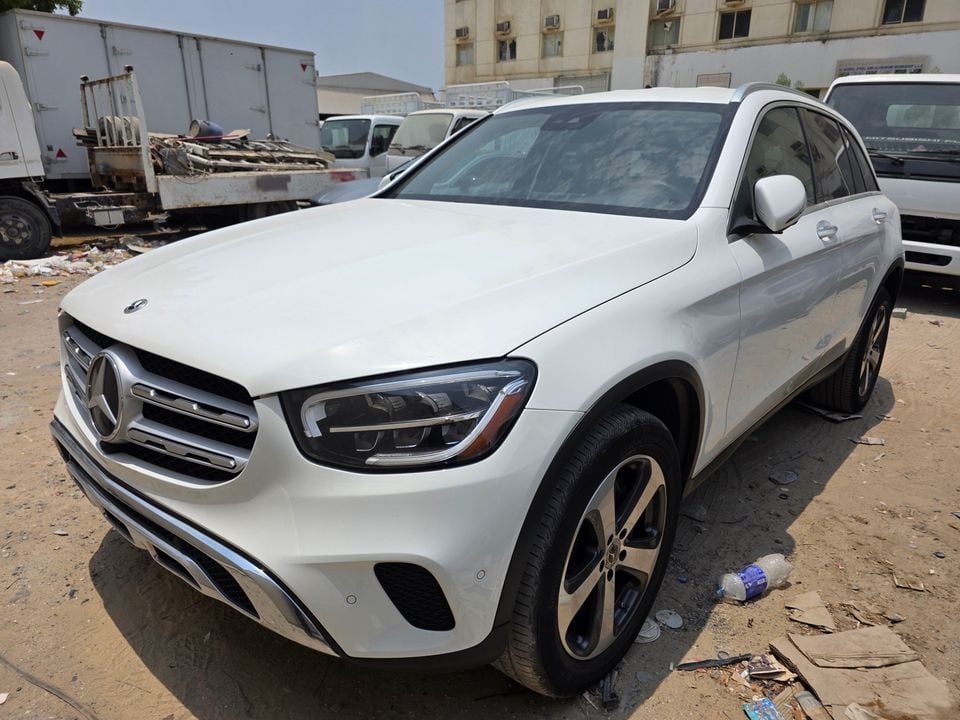 Mercedes Benz GLC 300 STD (NON GCC)