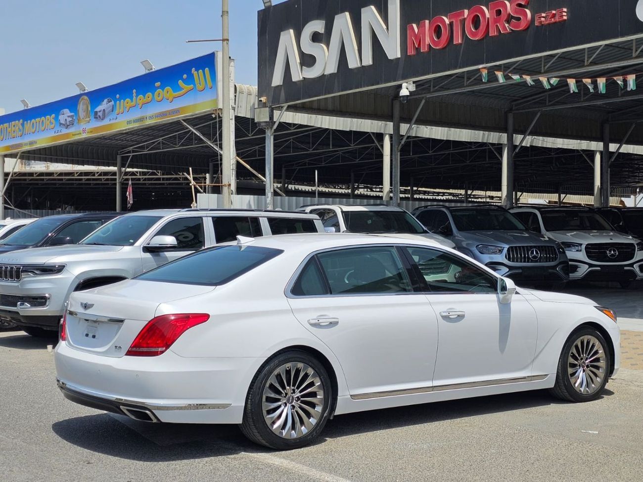 جينيسس G90 Royal 5.0L (410 HP)