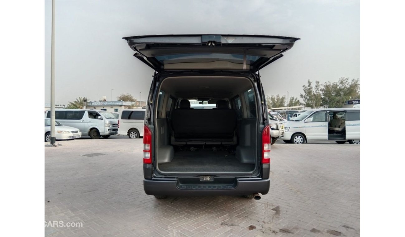 تويوتا هاياس TOYOTA HIACE VAN RIGHT HAND DRIVE   (PM1528)