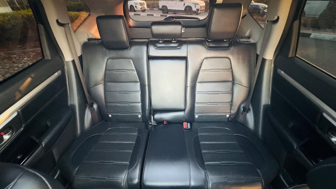 Honda CRV PREMIUM FEATURES CROSSOVER | PANORAMIC SUNROOF | AT | 1.5L PETROL ENGINE | AWD