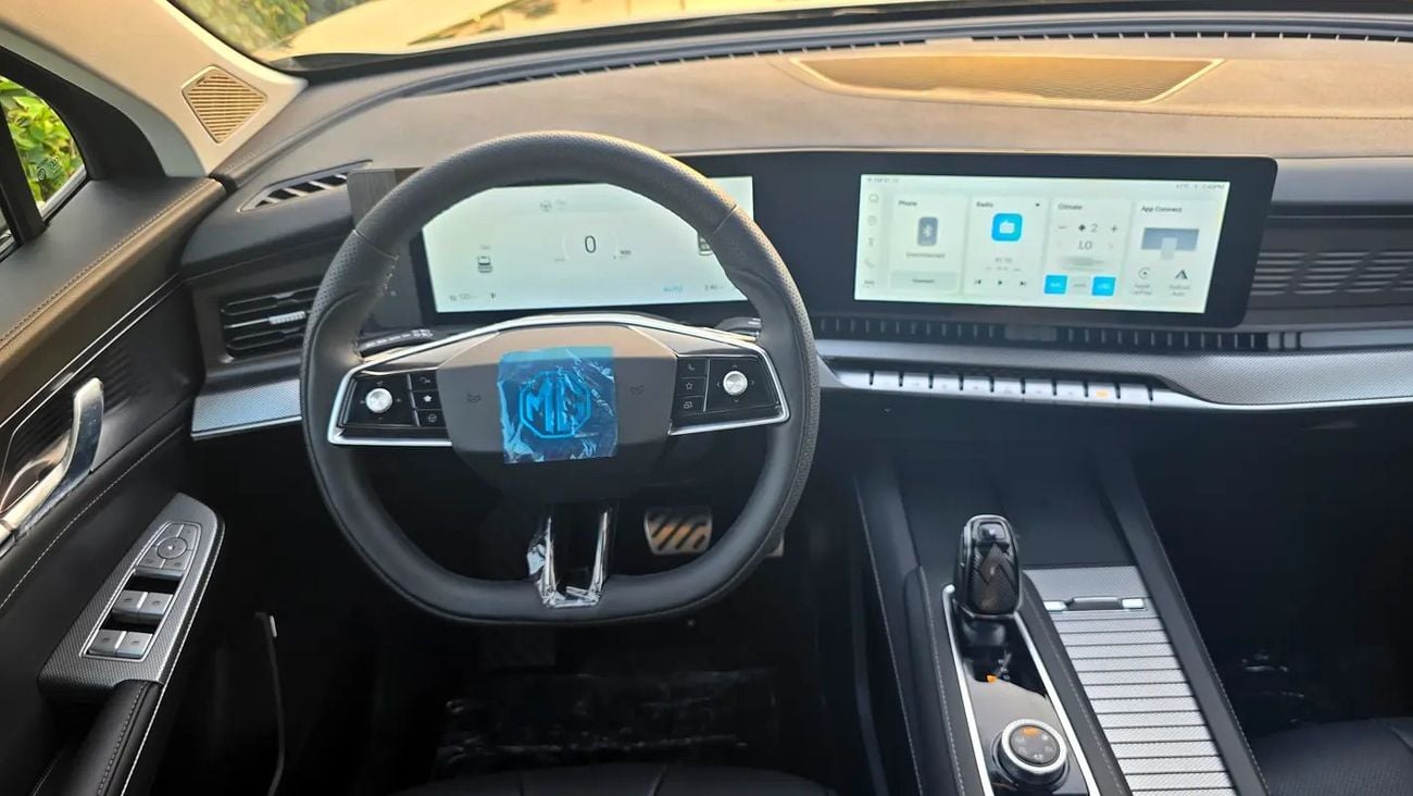 MG RX9 Luxury | GCC Specs | Brand 7-Seater