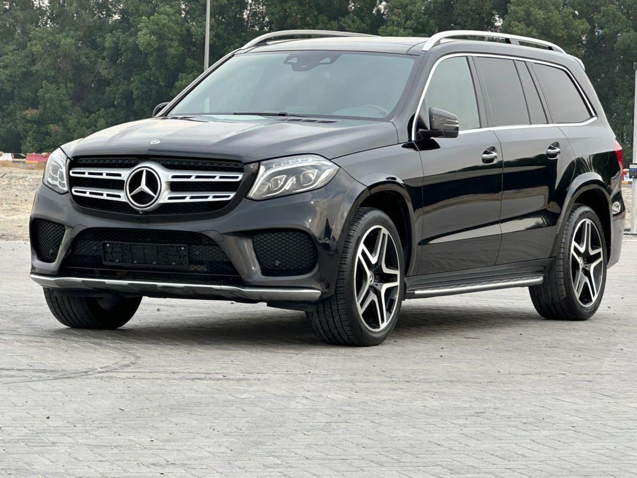 مرسيدس بنز GLS 550