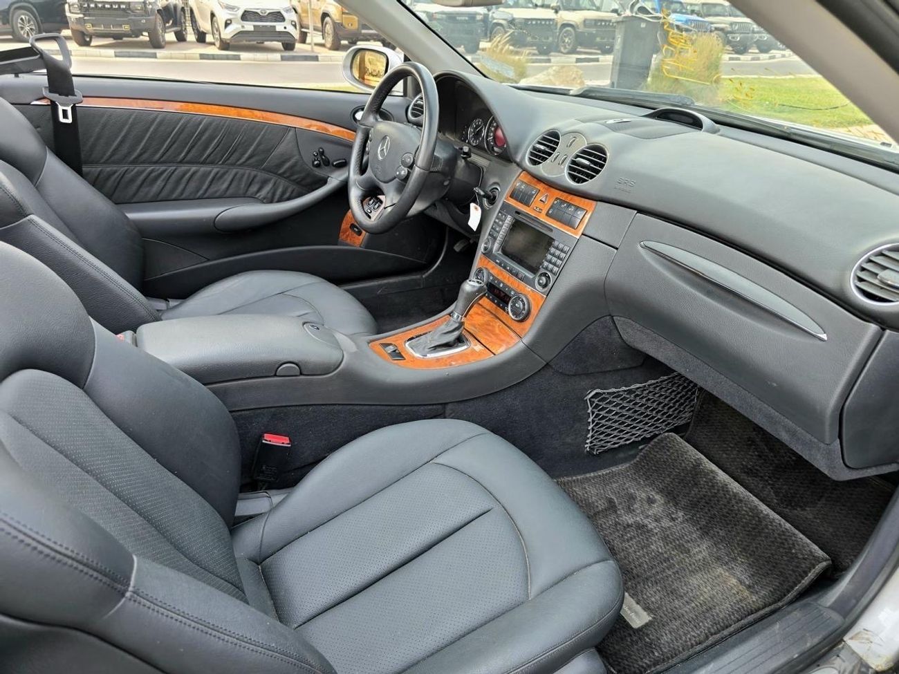 مرسيدس بنز CLK 320