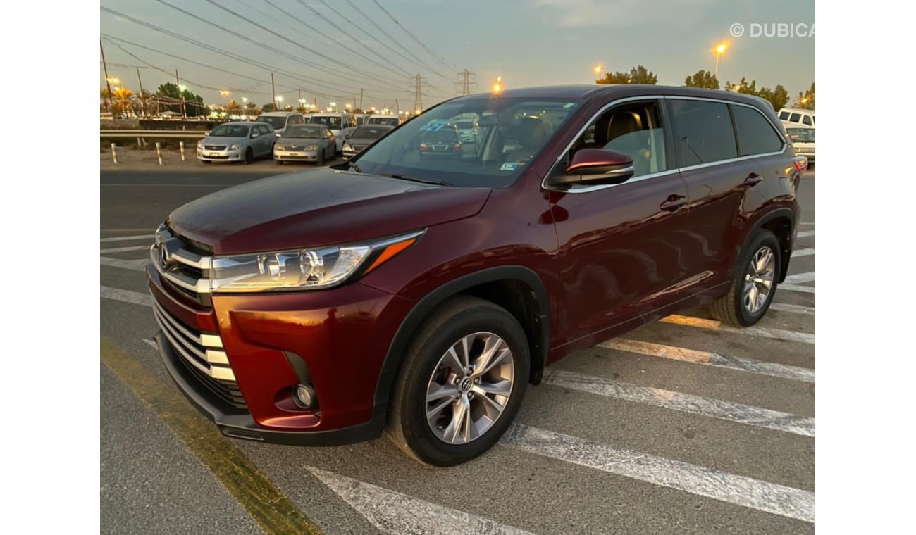 تويوتا هايلاندر 2016 TOYOTA HIGHLANDER AWD MID OPTION