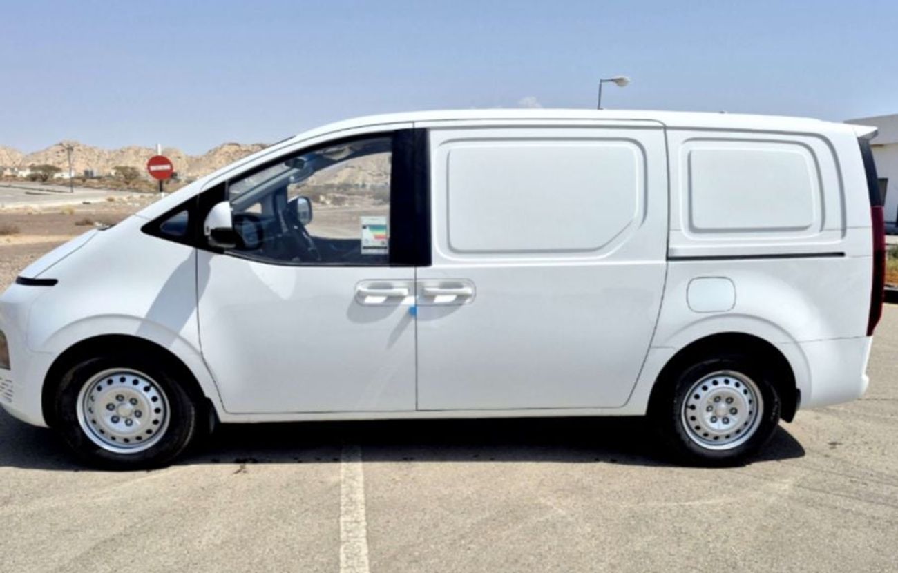 هيونداي ستاريا