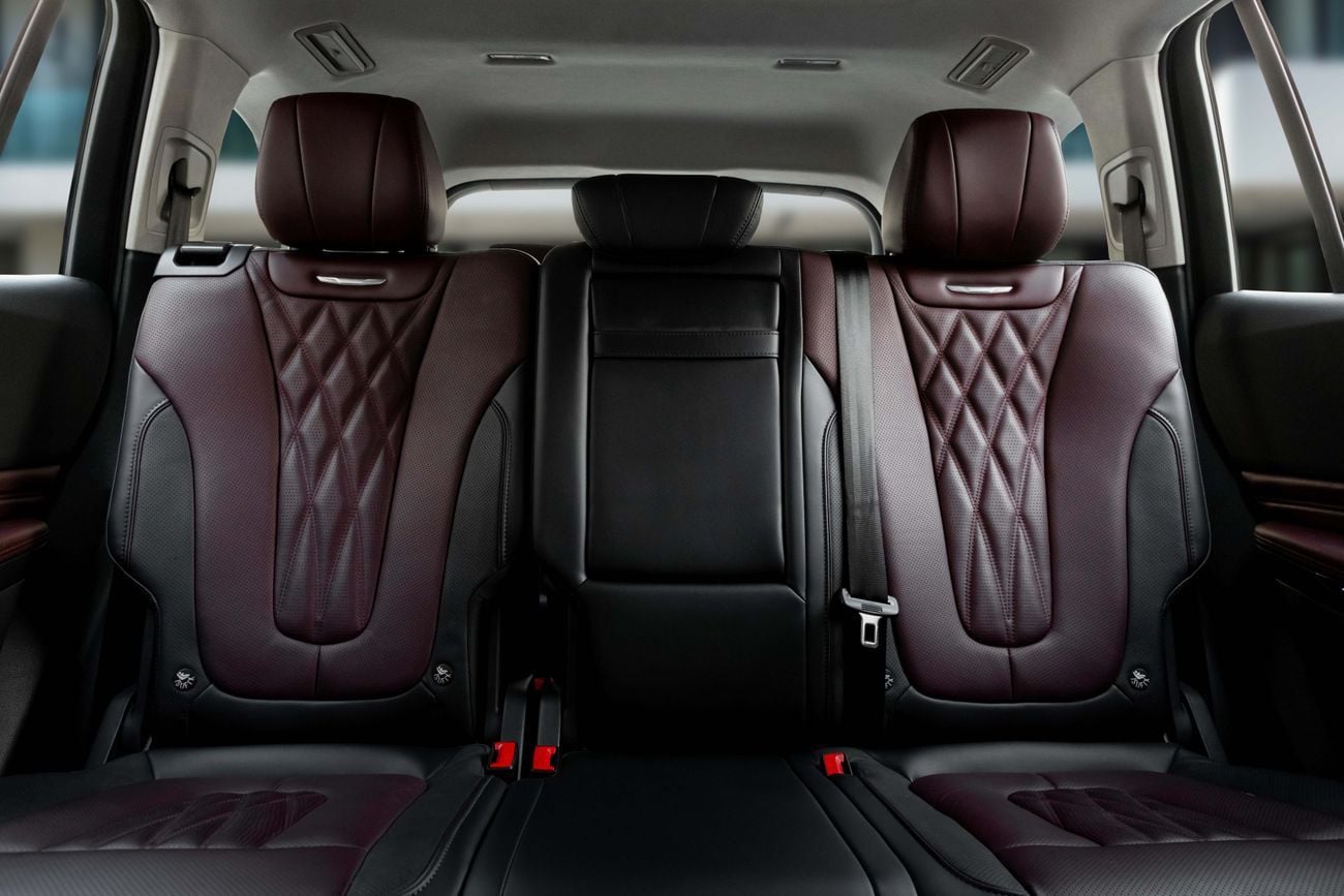هونغشي HS7 2,155 P.M | Deluxe | Hongqi Warranty to 2032 + Service to 2028 | 0% Downpayment