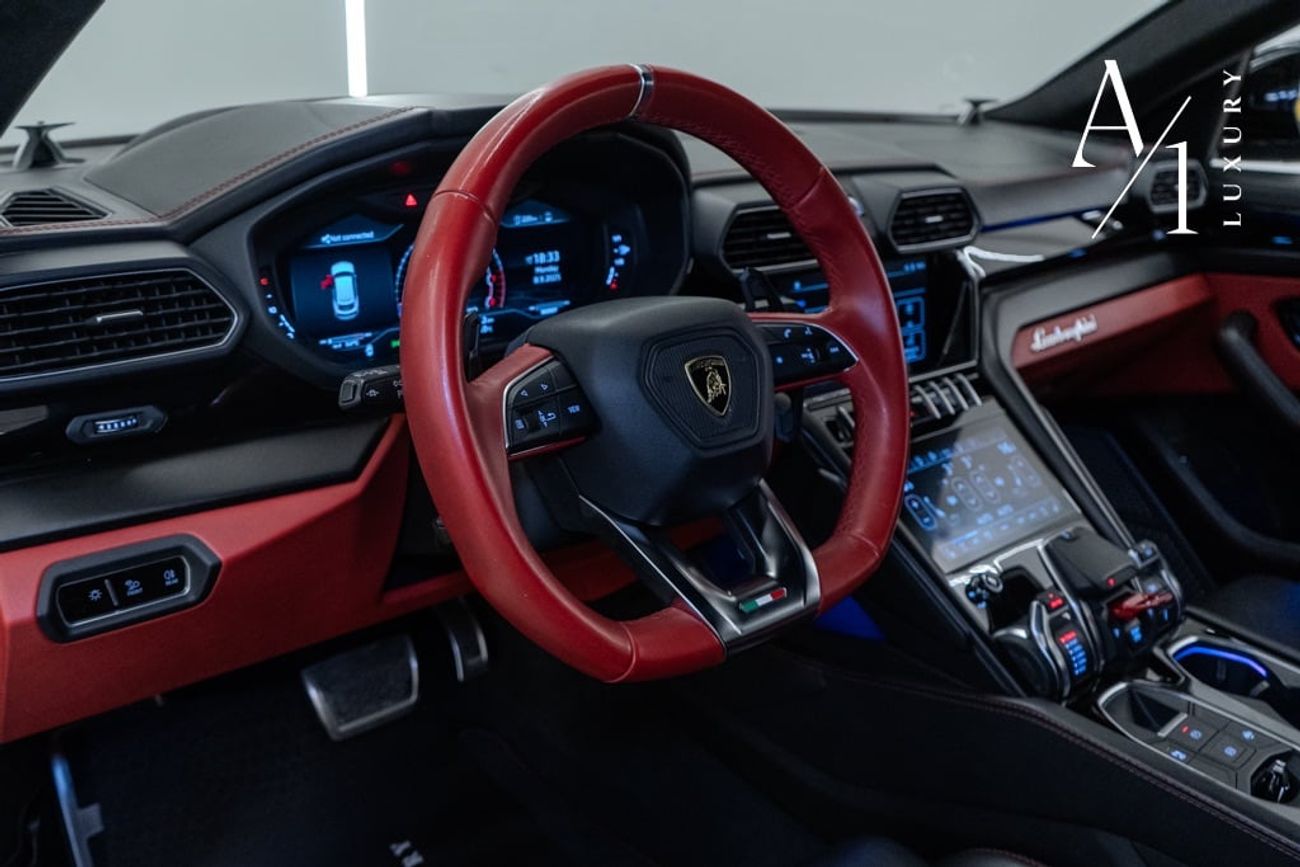 لامبورغيني اوروس 2022 Lamborghini Urus, Urban Kit Original, Excellent Condition, GCC Spec