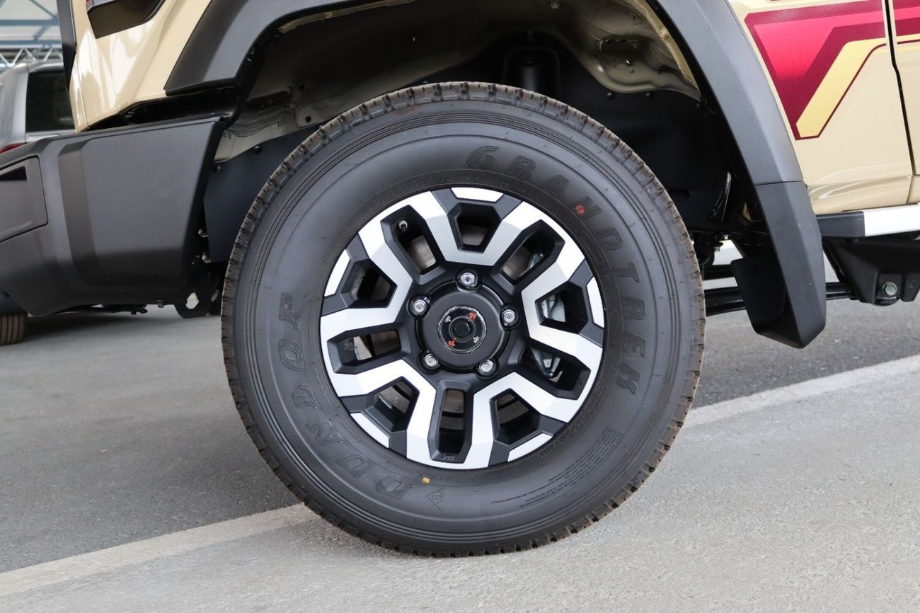 تويوتا لاند كروزر 2025 TOYOTA LAND CRUISER GDJ 76 2.8 DIESEL M/T  **EXPORT ONLY**التصدير فقط خارج الخليج**