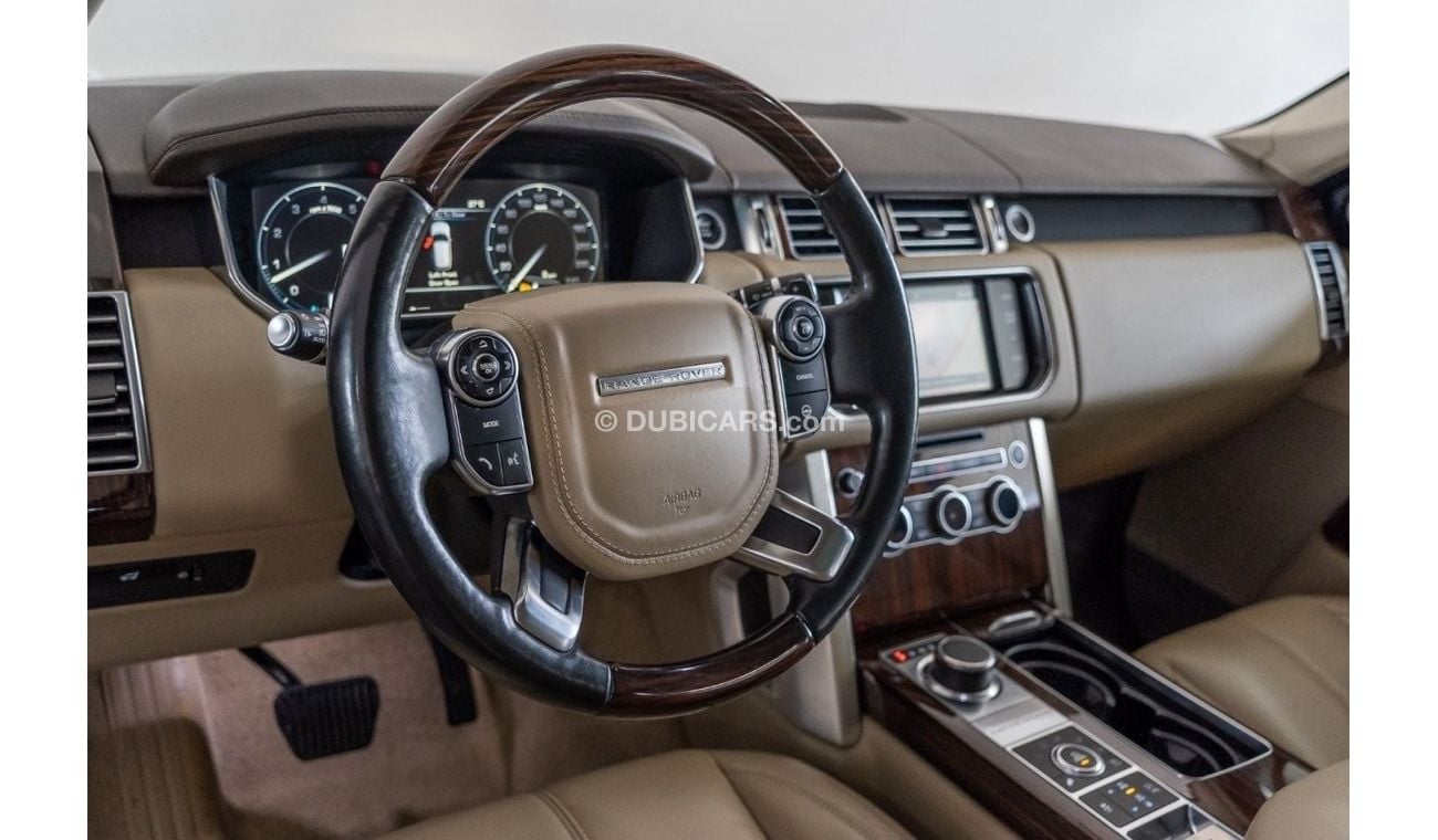 Land Rover Range Rover 2015 Range Rover Vogue SE / 5.0L V8