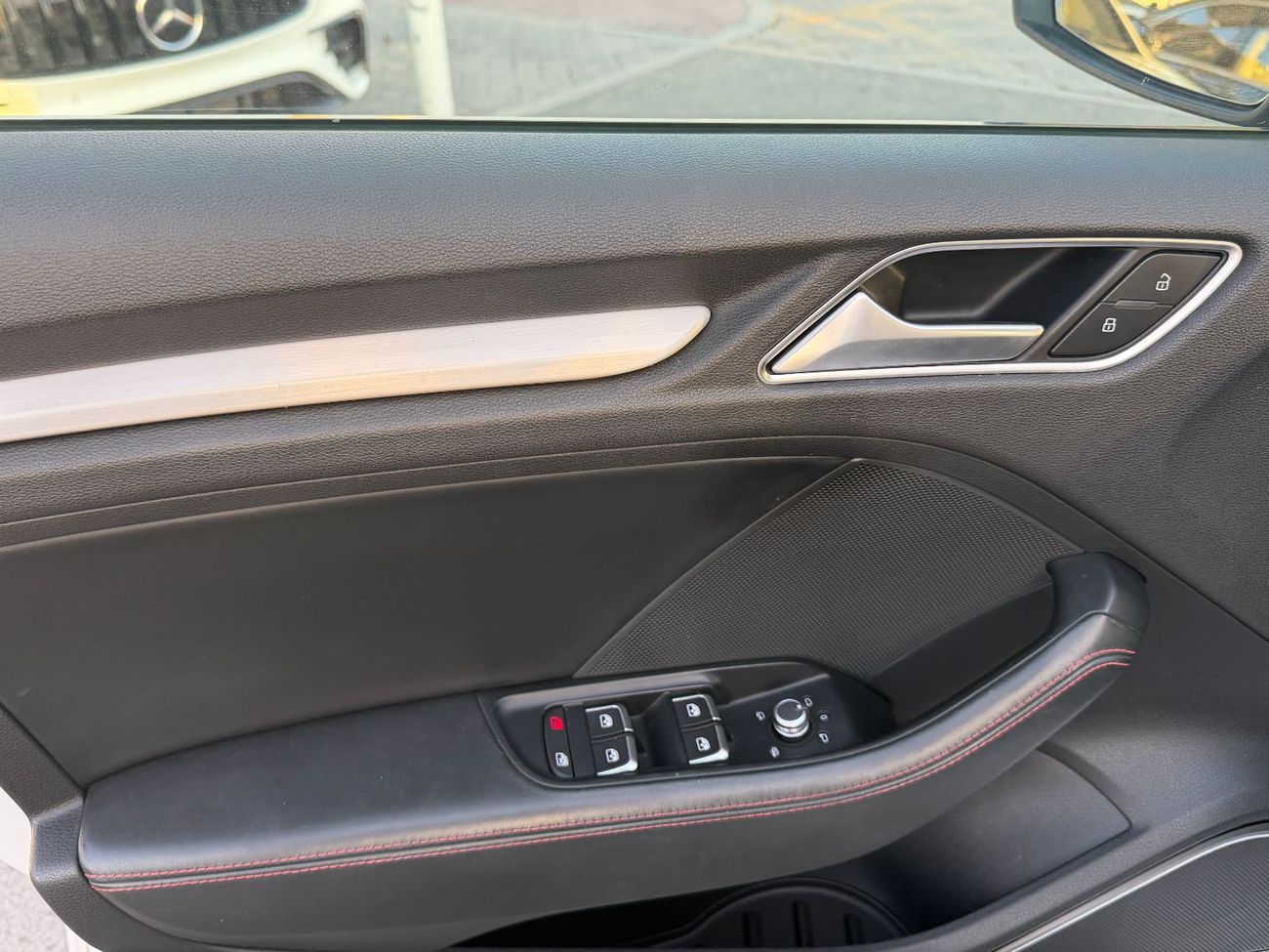 Audi S3 TFSI quattro 2.0L