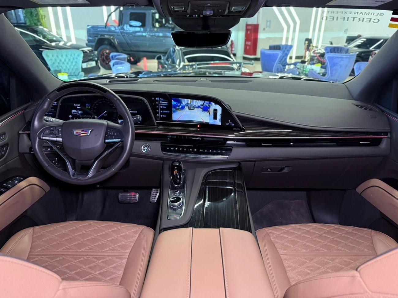 Cadillac Escalade Premium Luxury 6.2L 4WD 2024 Escalade Premium Luxury - Perfect Condition - No accident No paint/ 1st