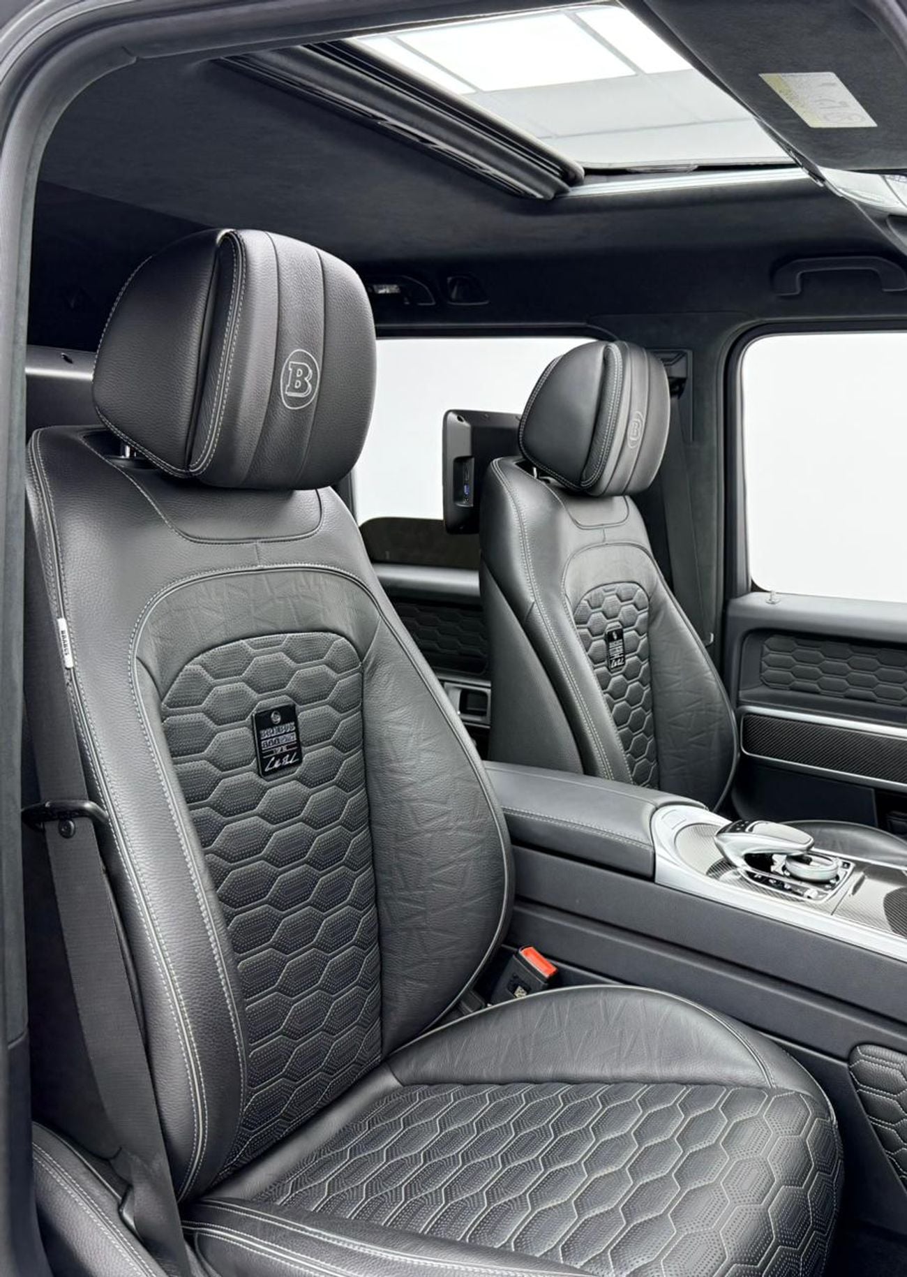 مرسيدس بنز Brabus 2023 Mercedes Benz Brabus G800 Widestar, Warranty, Carbon Fiber Package, Excellent Condition, Euro