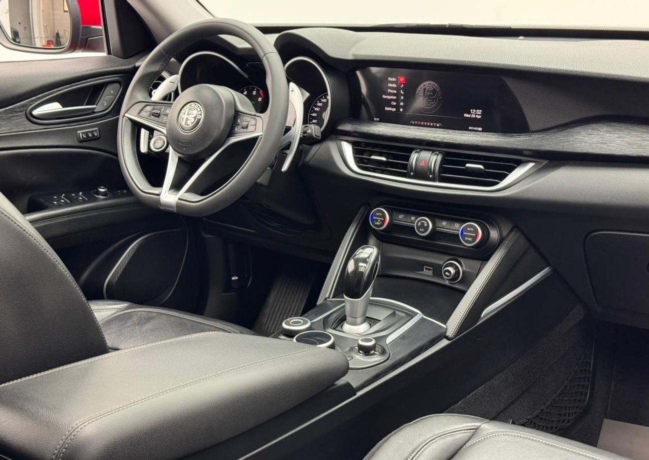 Alfa Romeo Stelvio Super 2.0L
