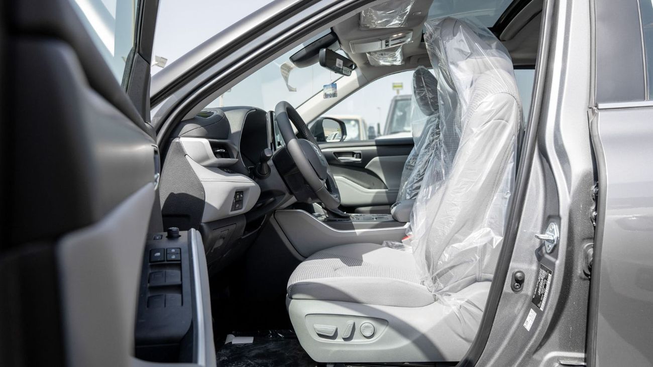 Toyota Highlander 2026 Toyota Highlander GLE 2.5L AT Hybrid (Gray)