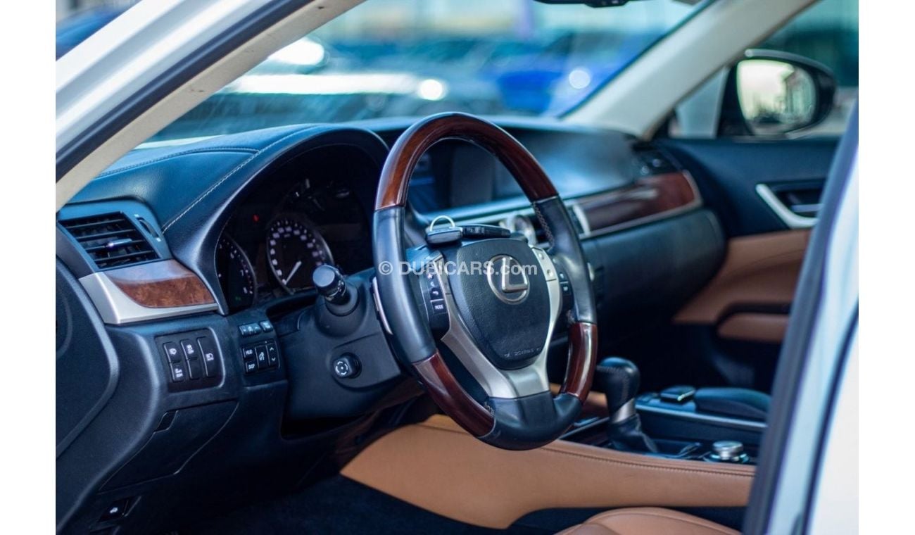 لكزس GS 350 لكزس جي إس 350  موديل : 2014 الممشي : 119,000 كم المطلوب 62000 درهم  مواصفات خليجيه ، فل اوبشن رقم