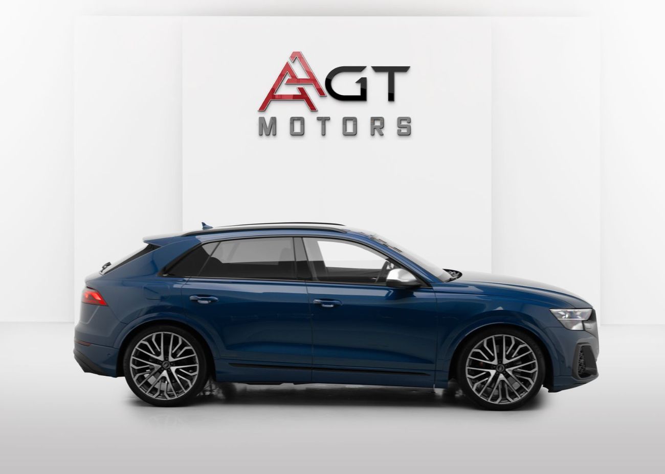 أودي SQ8 4.0 TFSI quattro (507 HP)