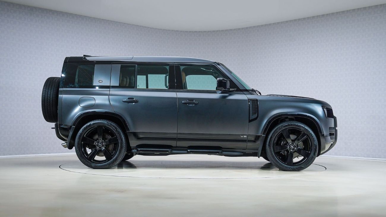 لاند روفر ديفندر | AED 7,597 PM | Warranty Oct-2029* | GCC