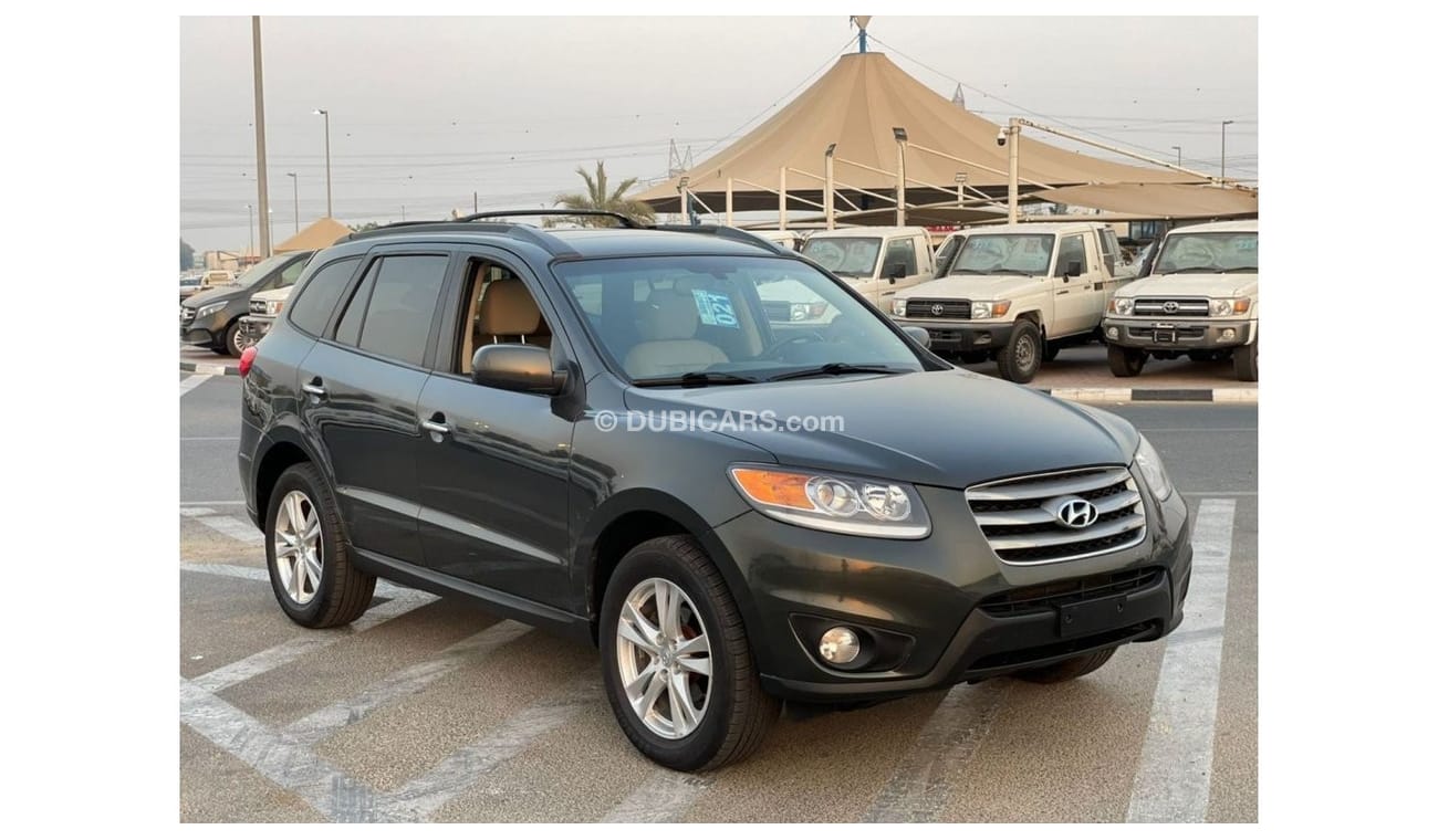 Hyundai Santa Fe *Offer*2013 Hyundai Santa Fe