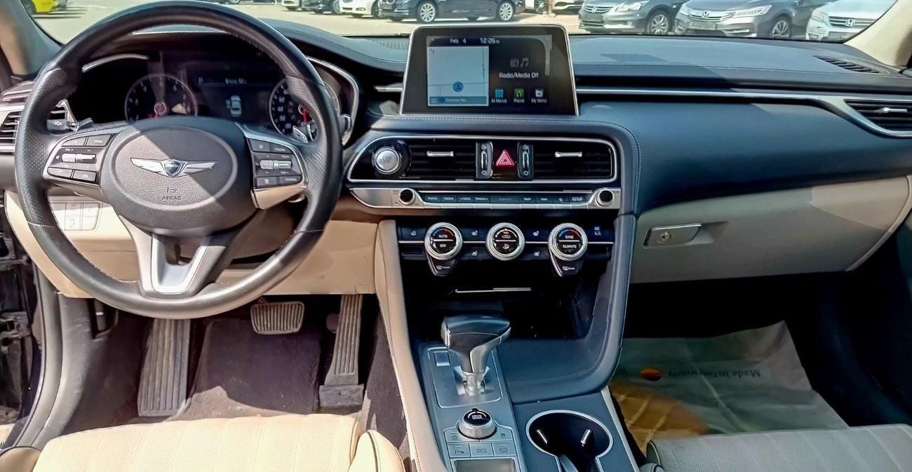 Hyundai Genesis Std 3.8L