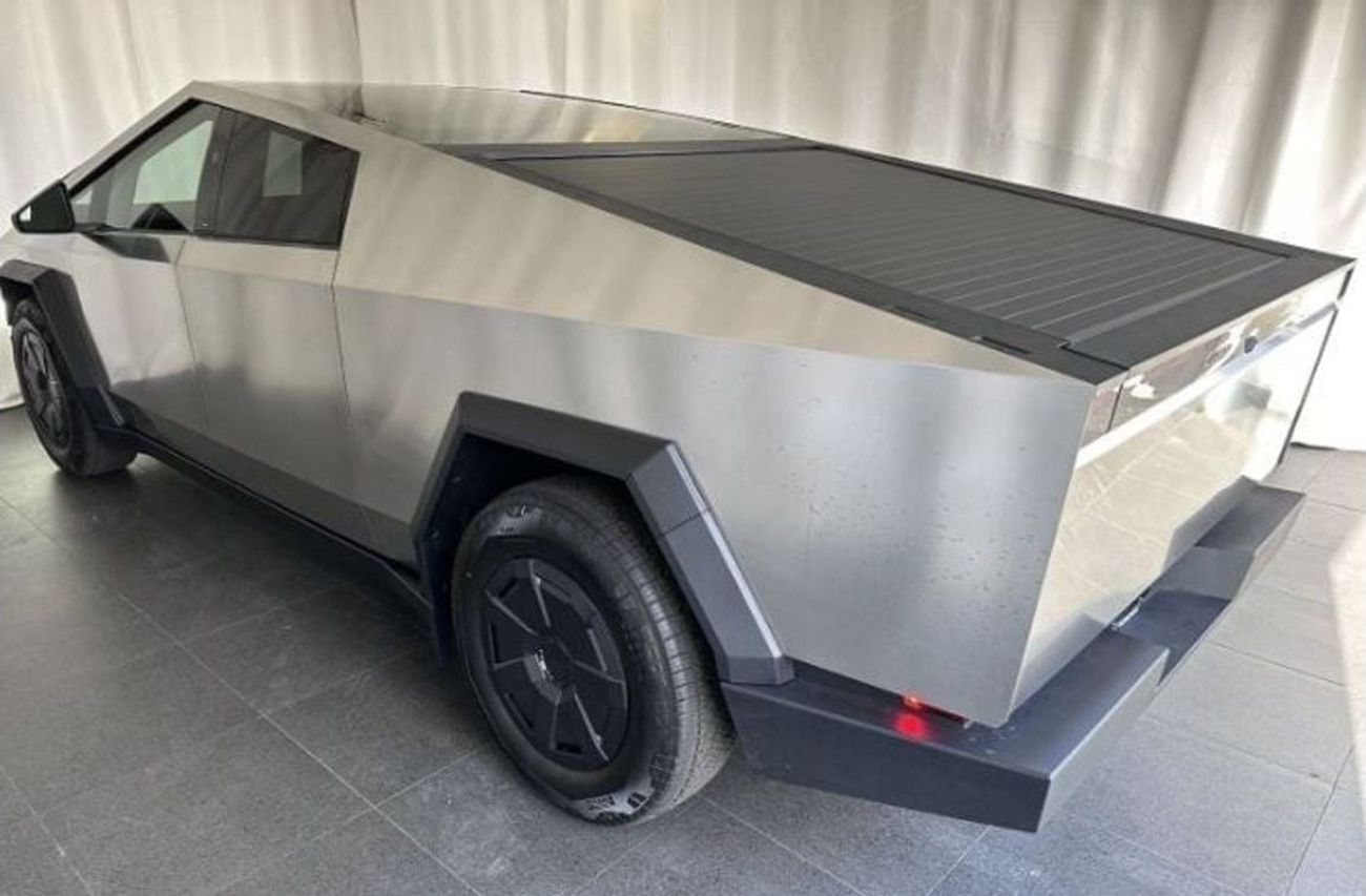 Tesla Cybertruck TESLA CYBERTRUCK DUAL MOTOR 600HP