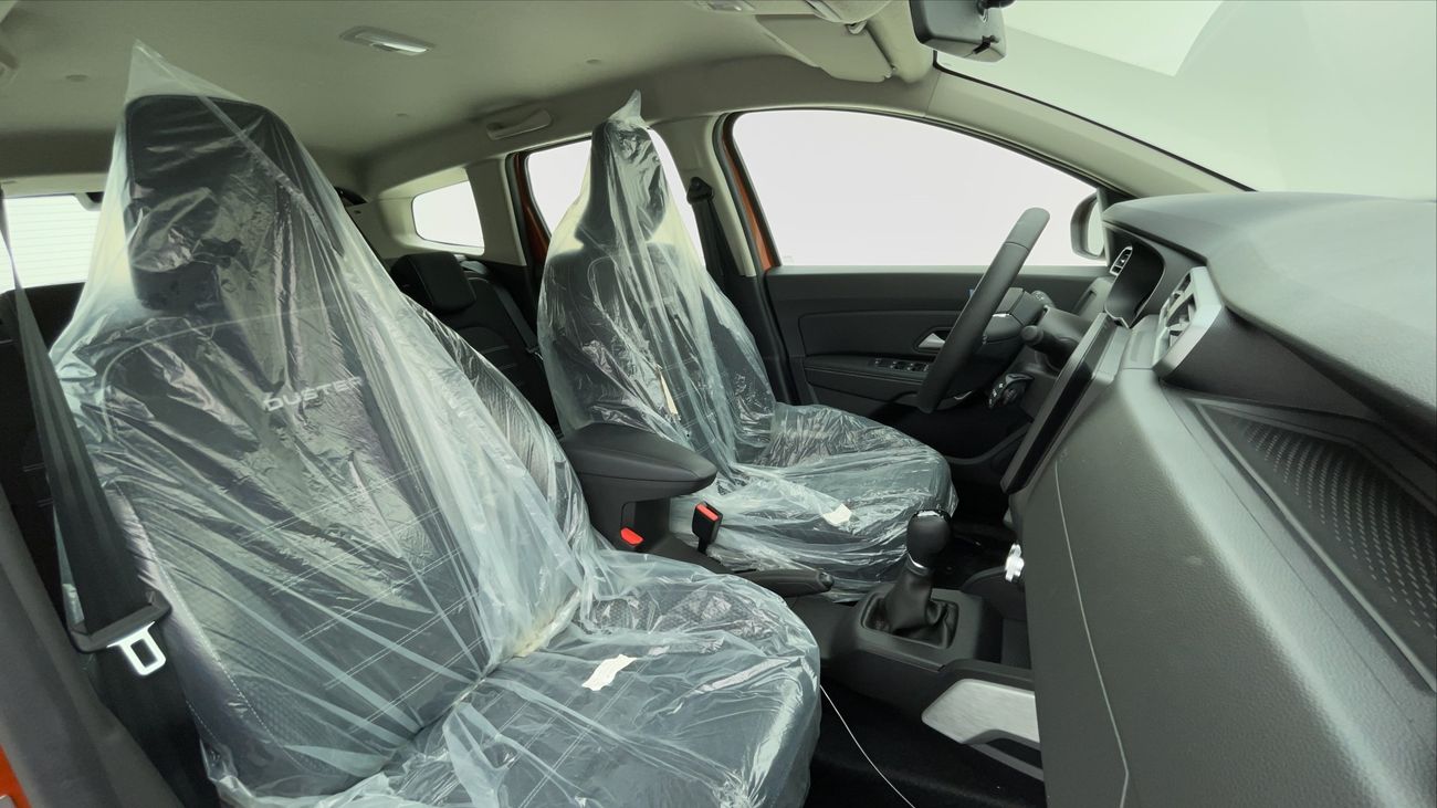 Renault Duster LE 1.6 | Zero Down Payment | Home Test Drive