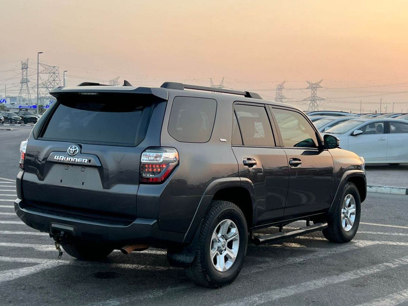 Toyota 4Runner 2015 Toyota 4Runner SR5 Premium - 4.0L V6 - 7 Leather Seats - Rear CAM - Electric Seat -