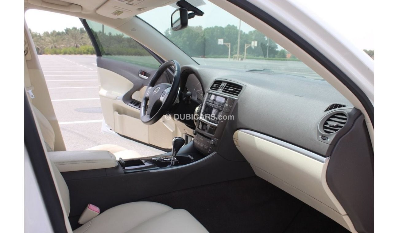 لكزس IS 250 لكزس  is250 2013