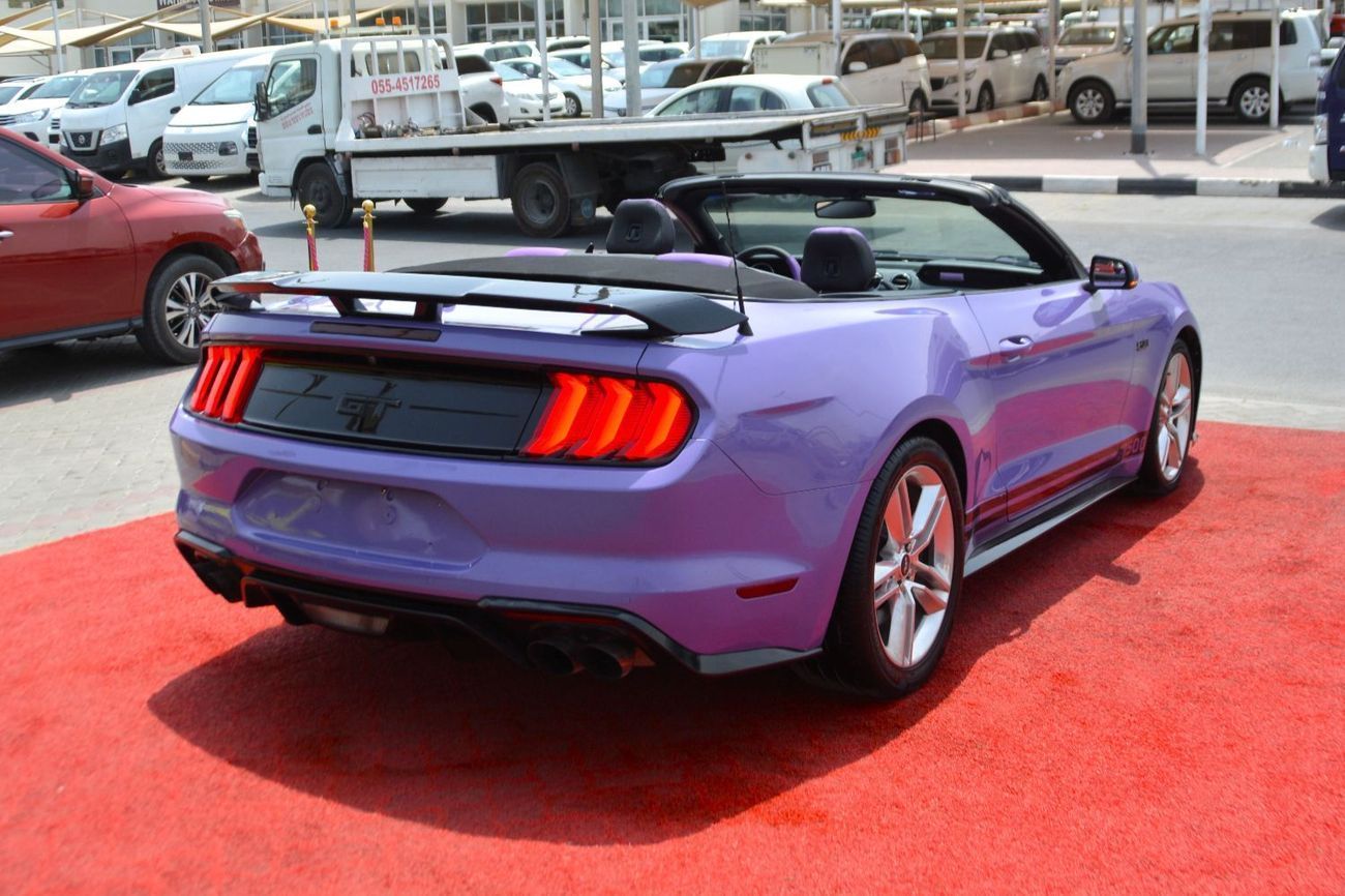 Ford Mustang GT Premium 5.0L V8