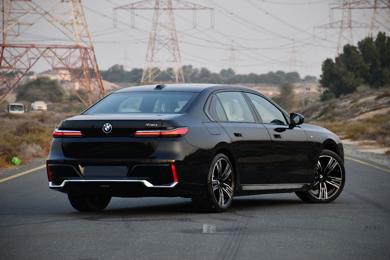 BMW 735i BMW 735I M KIT 2026 GCC