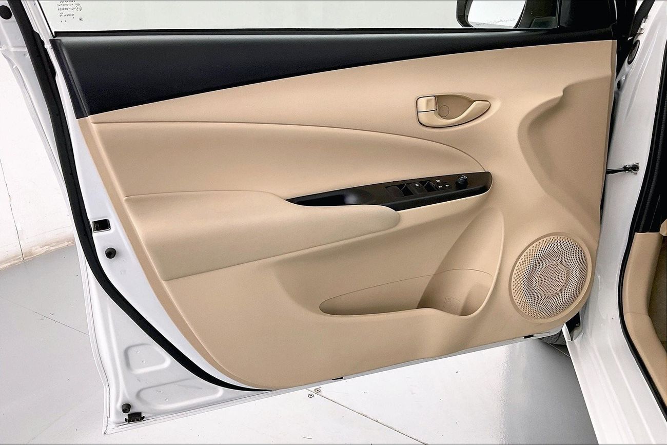 Volkswagen Passat Trendline | 1 year free warranty | 0 Down Payment