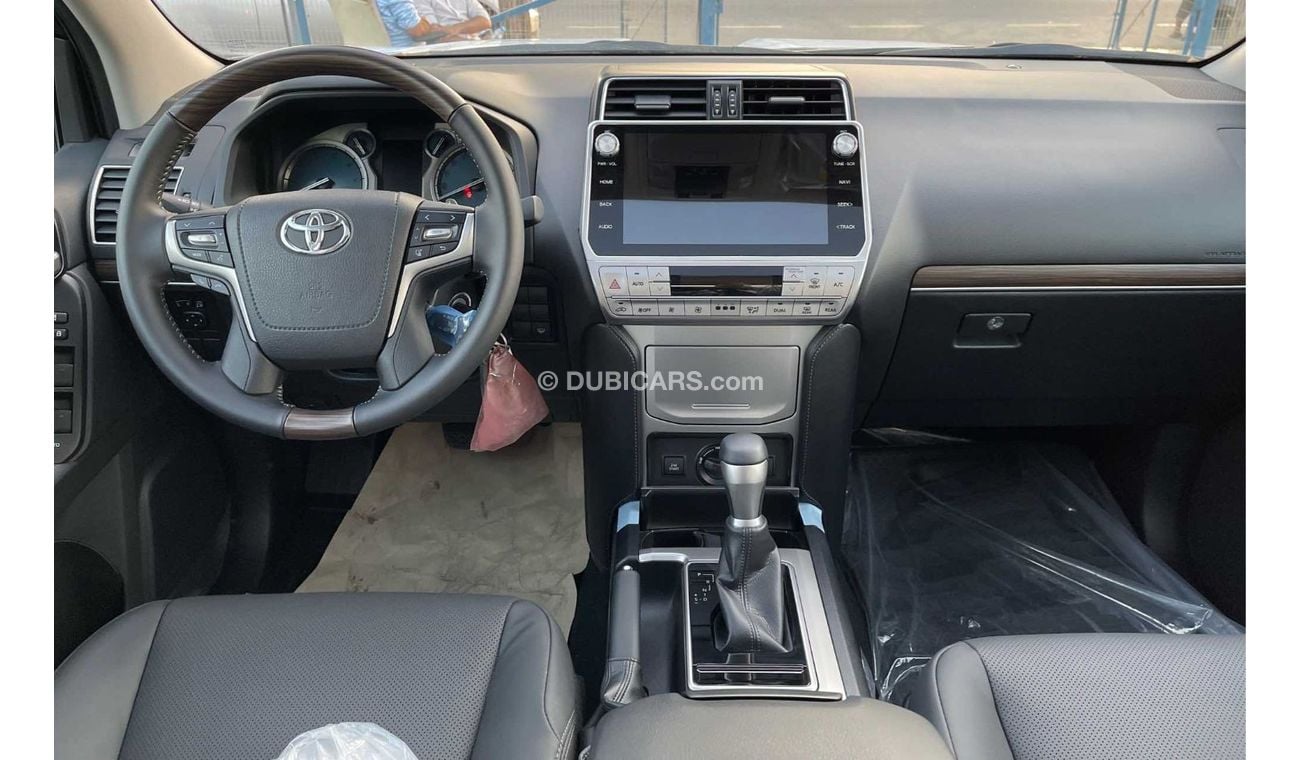 Toyota Prado VX1 2.7L VX ,  4 Cly, 4WD , Petrol ( Black/Black ) Spare Down  2022MY