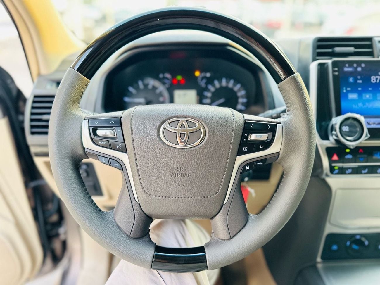 تويوتا برادو VXR 2.7L 4WD