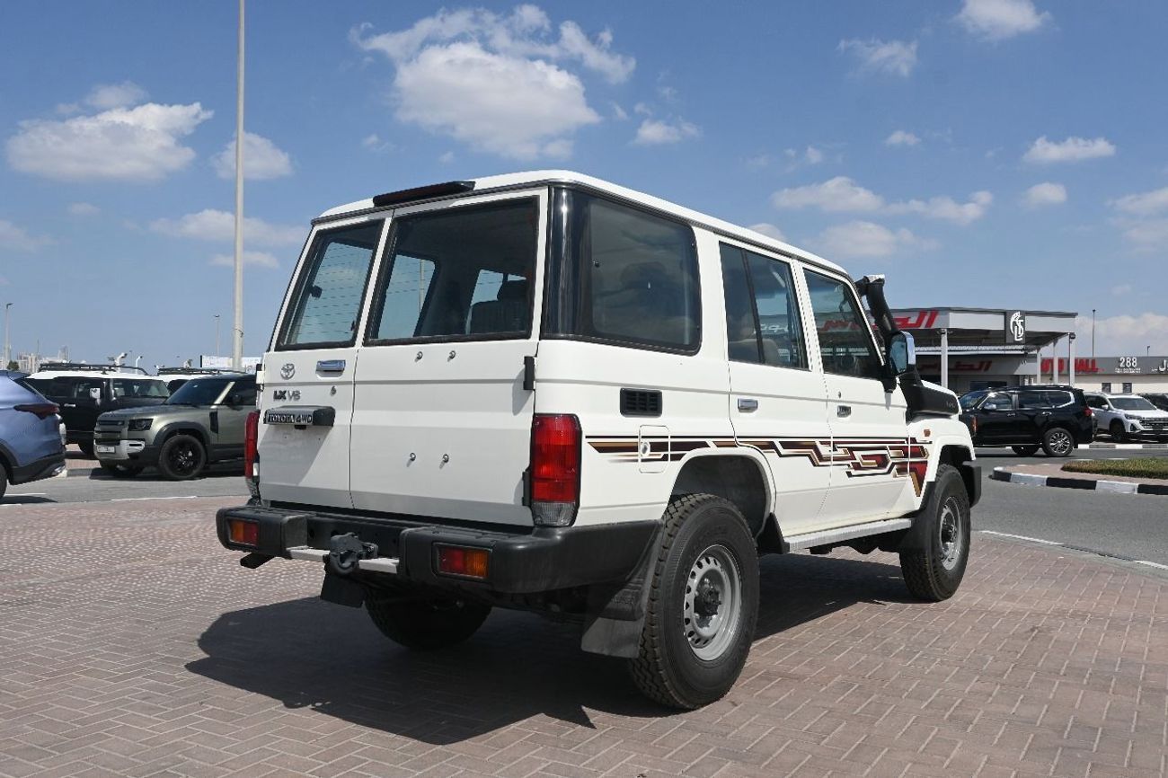 Toyota Land Cruiser 70 2024 Toyota Land Cruiser LC76 LX-E (5-Door) Hardtop 4.5L V8 Diesel M/T 4x4 Export Only