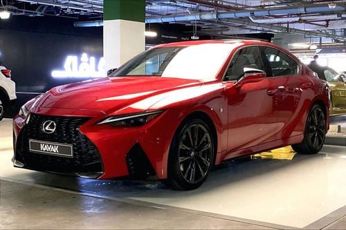 Lexus IS350 F Sport Platinum | National Day Celebration | Guaranteed Warranty | 0 Down Payment