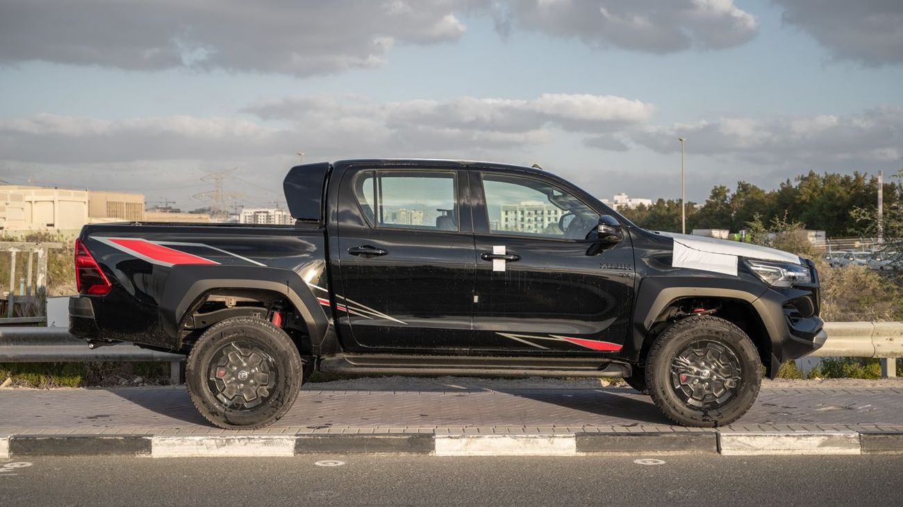 تويوتا هيلوكس TOYOTA HILUX 4.0 GRS -2026YM