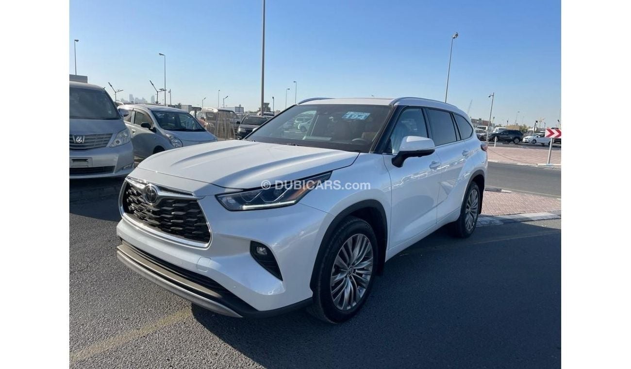 Toyota Highlander *Offer*2023 Toyota Highlander Platinum AWD 2.4 L V4 /