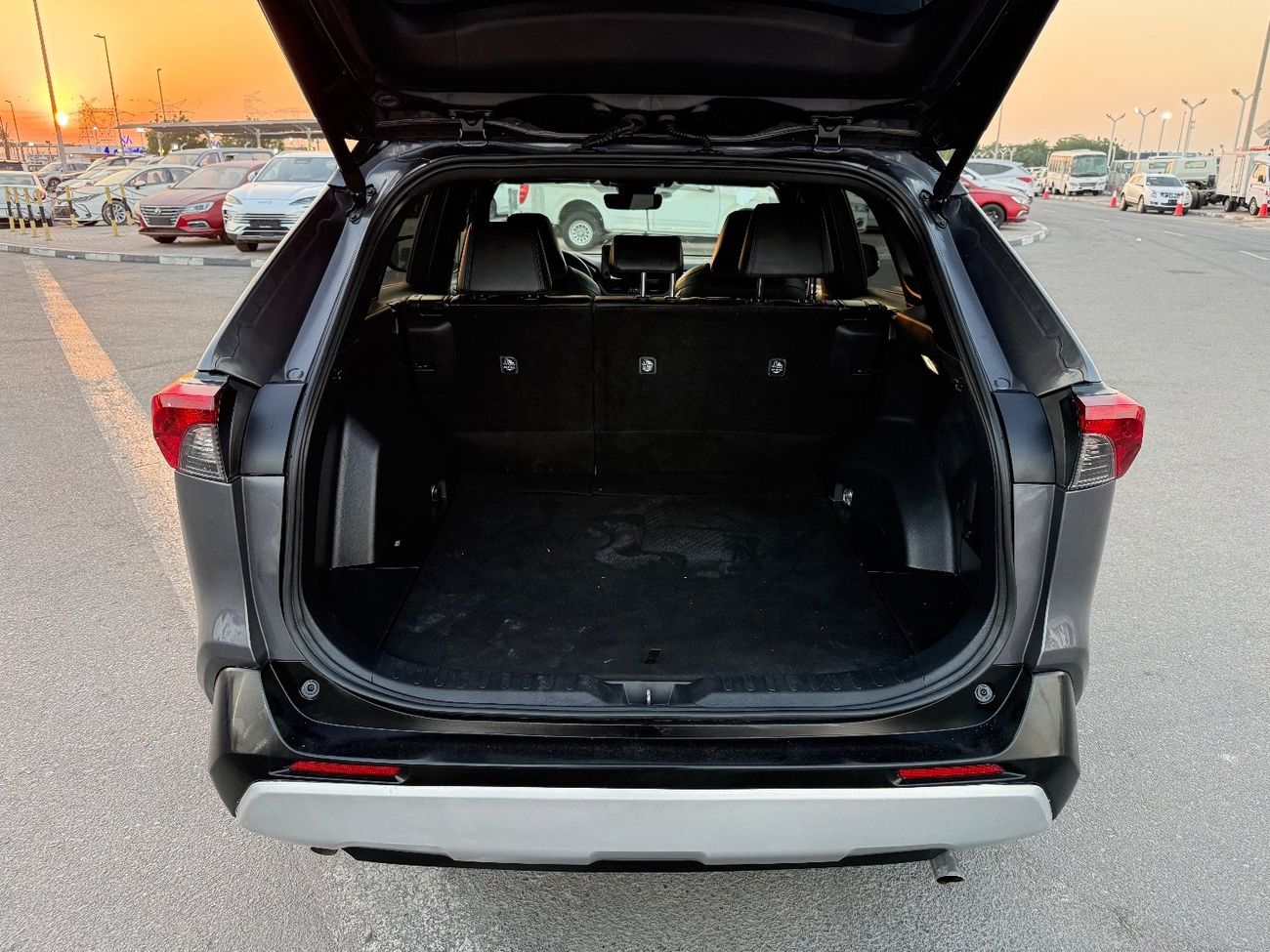 تويوتا راف ٤ 2024 TOYOTA RAV4 XSE HYBRID FULL OPTIONS IMPORTED USA