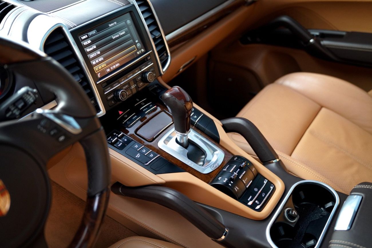 Porsche Cayenne S 4.8L